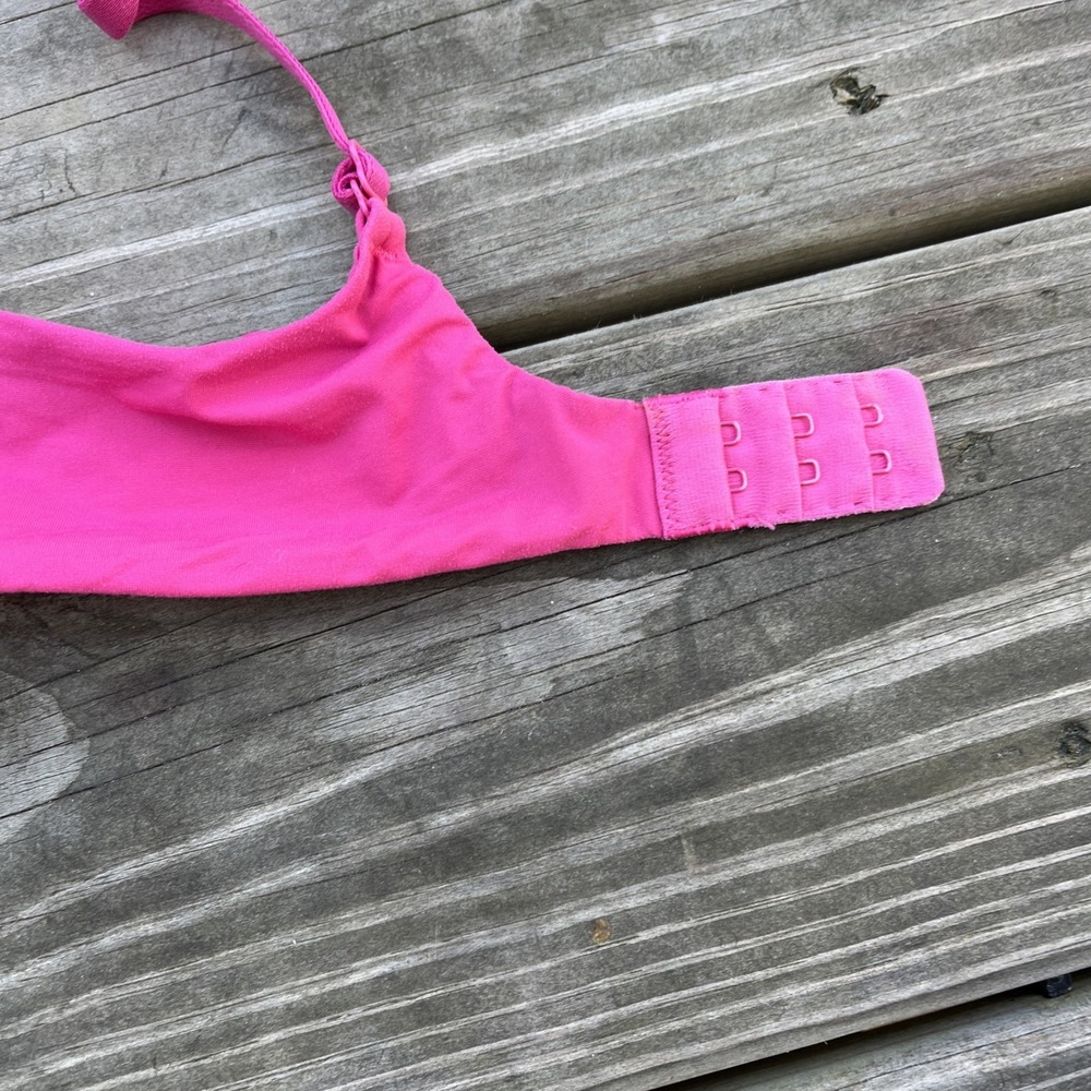 Victorias Secret Body By Victoria IPEX  Solid Pink  Bra 34C  Wireless - Picture 4 of 9